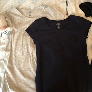 Two pack maternity shirt